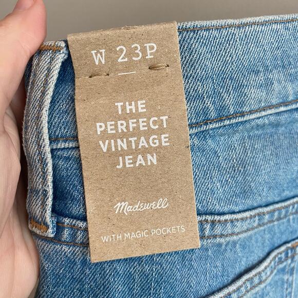 Madewell The Petite Perfect Vintage Jean in Coney Wash Destroyed 23P - Picture 5 of 10